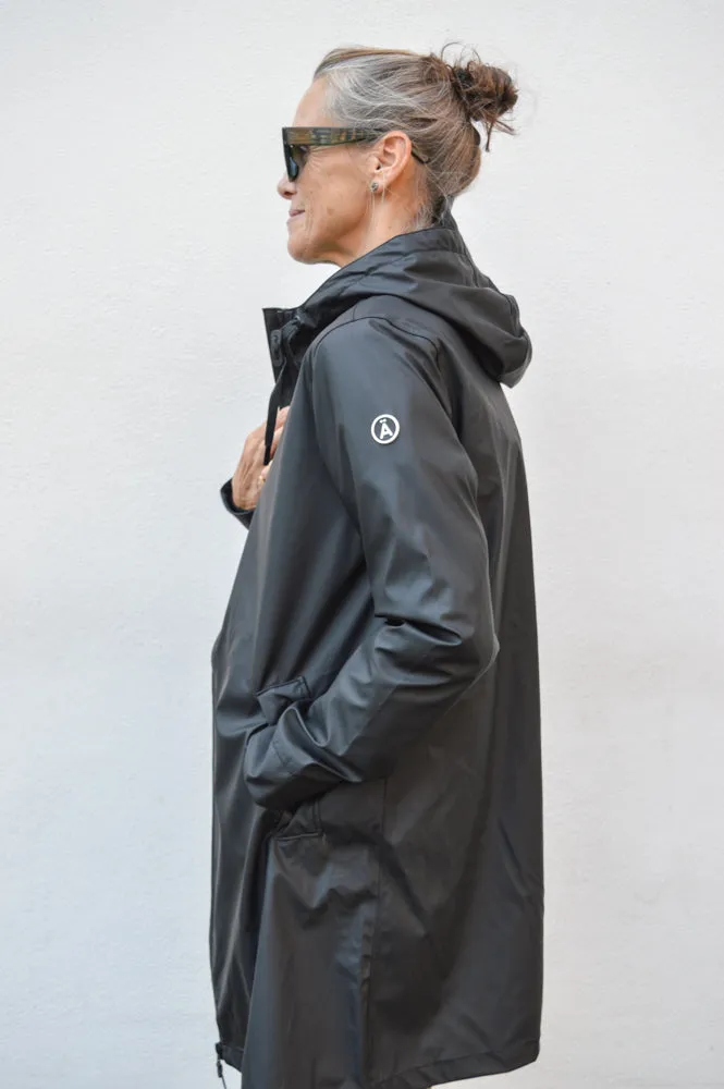Tant Nuovola Black Raincoat